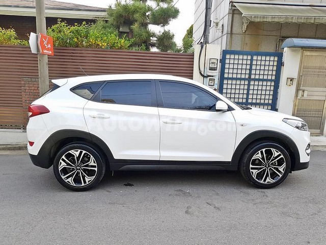 HyundaiTucson2016
