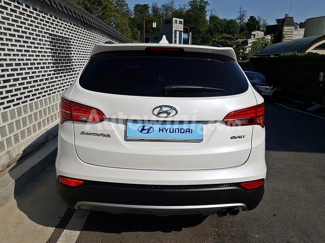 HyundaiSantaFe2014